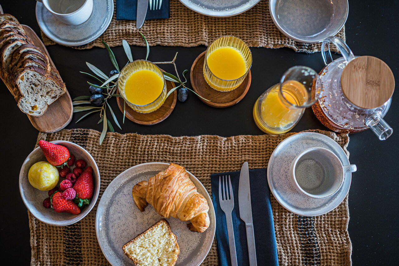 Plateau petit déjeuner hôtel de charme en corse