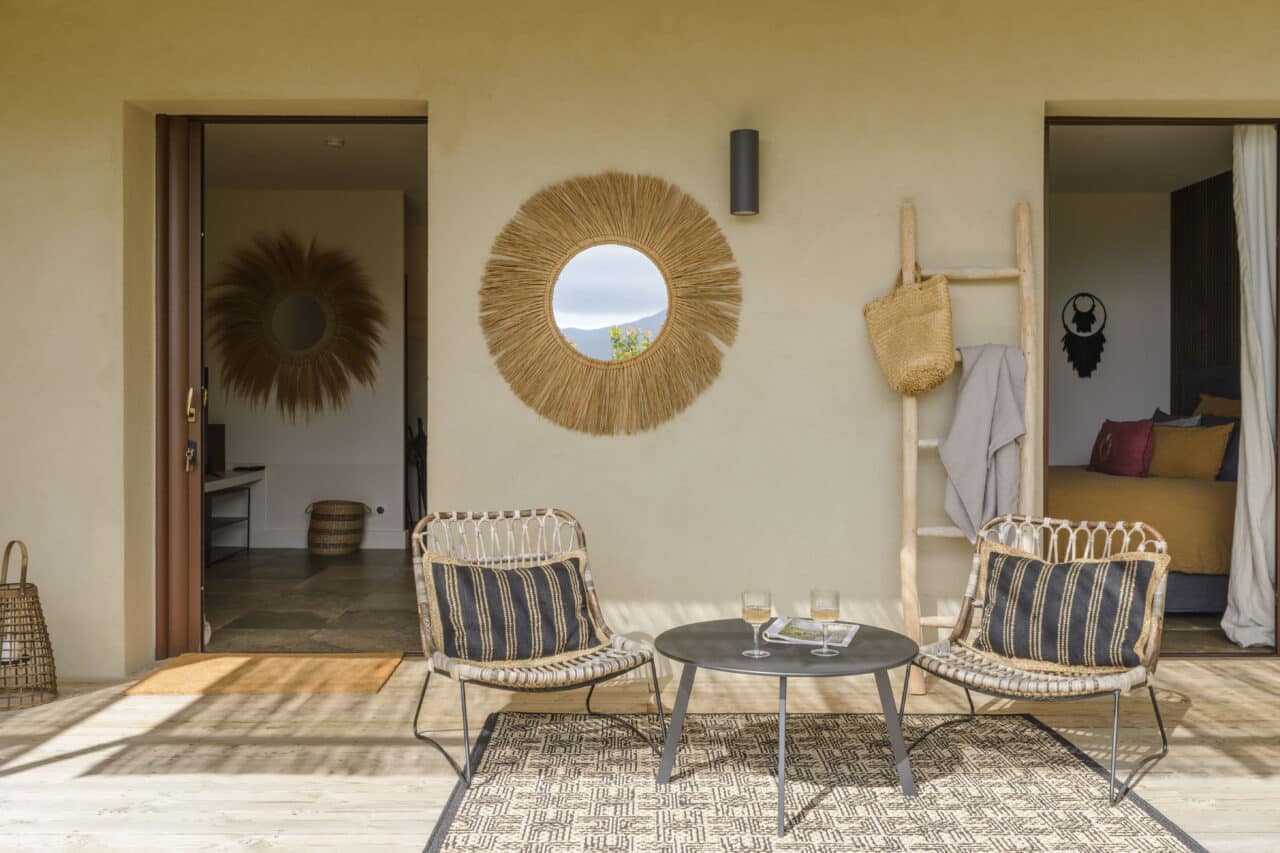 maison d'hotes de charme corse du sud à Sari d'Orcino - vue mer - terrasse chambre Muredda